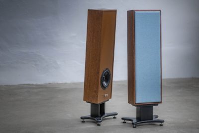 Panthaerstein Momentae Blade stereo speakers designed for warm modern home interiors