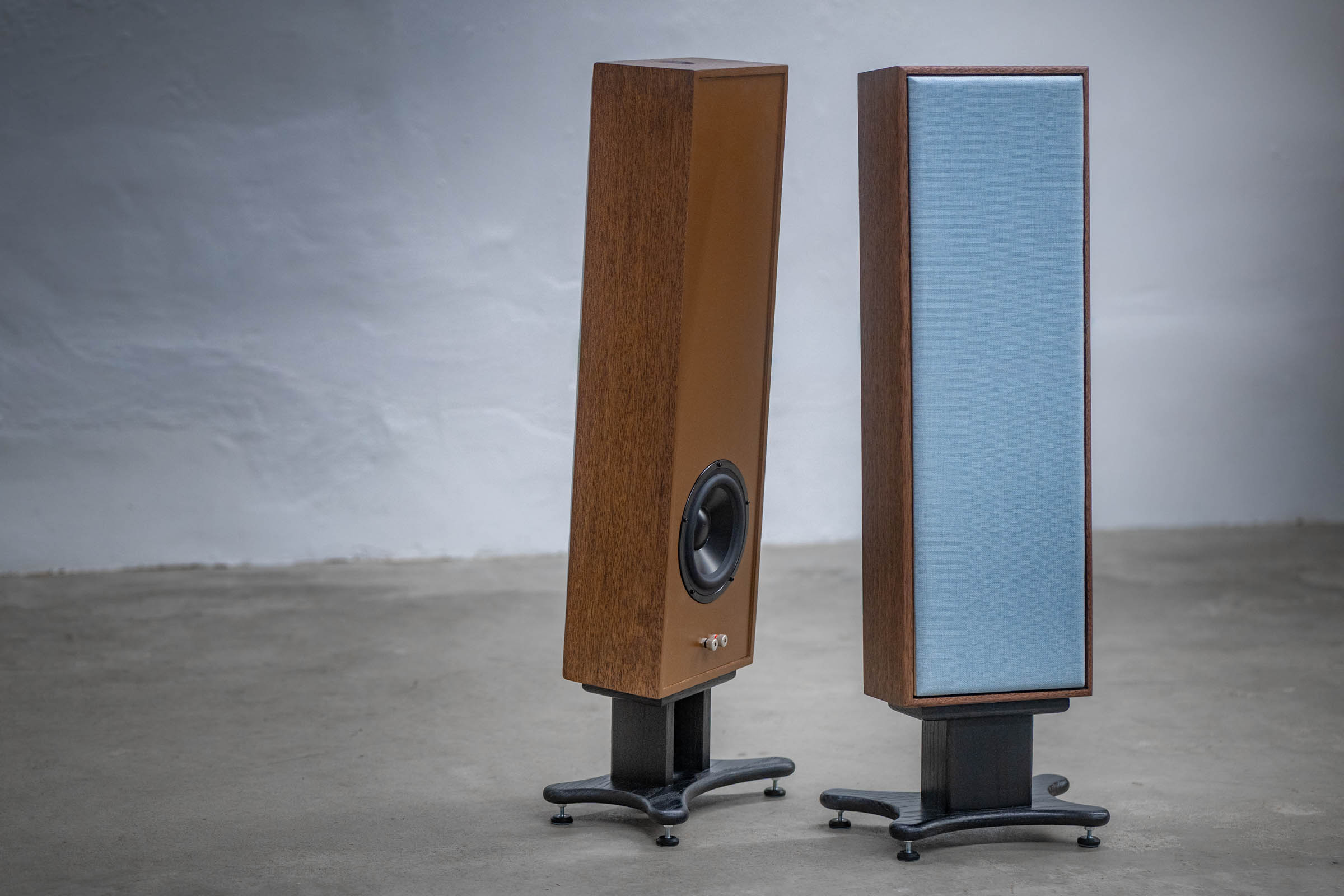 Panthaerstein Momentae Blade stereo speakers designed for warm modern home interiors